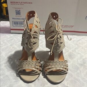 Elegant Beige Lace-Up Sandals